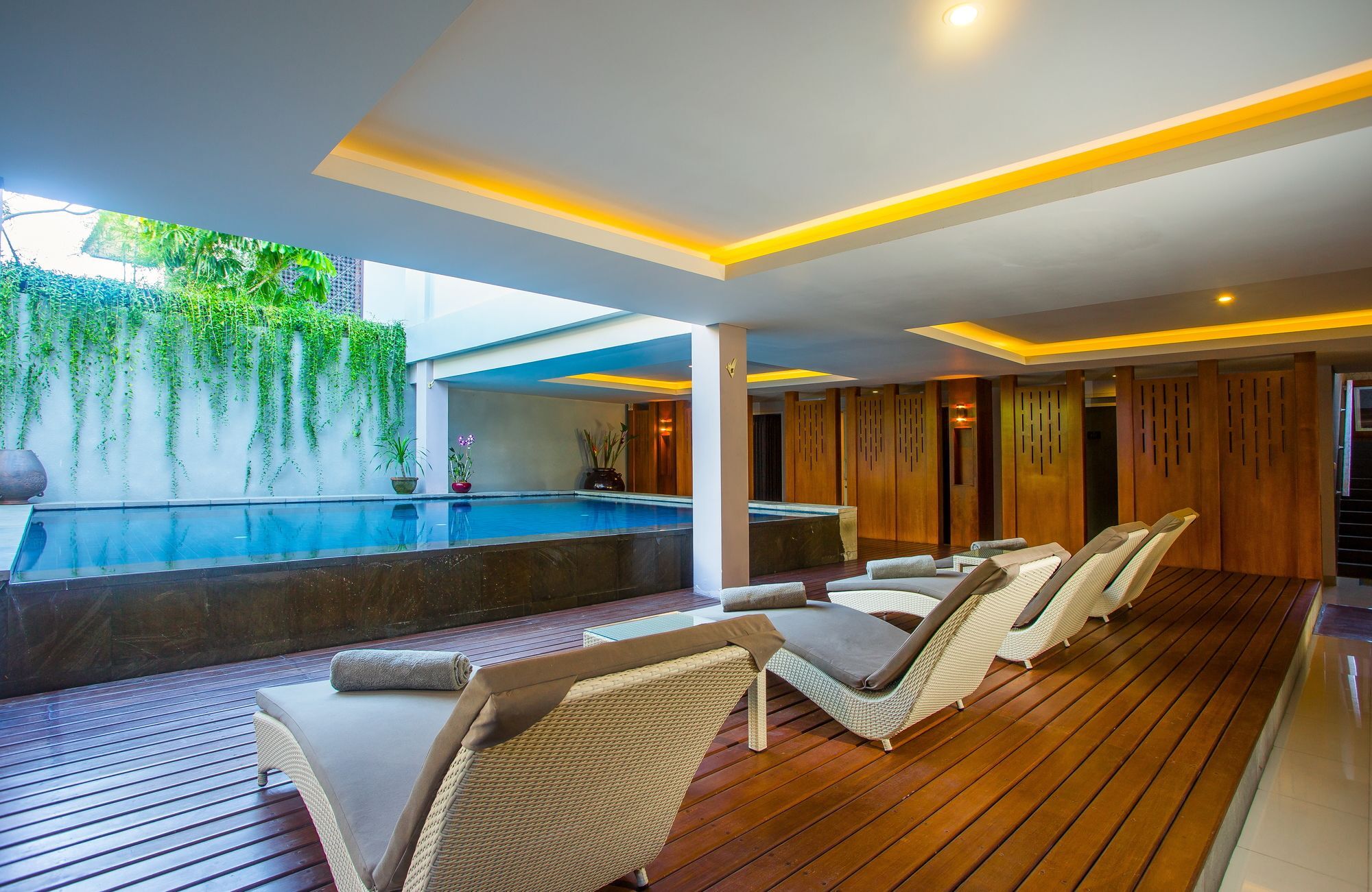 Mahalaksmi Boutique Hotel Sanur Exterior foto